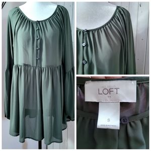 LOFT | BABYDOLL BLOUSE olive small